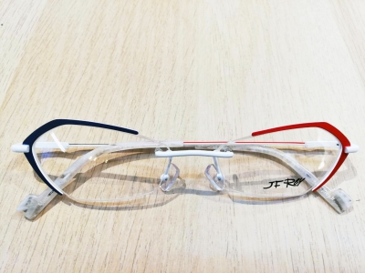 ブランド:J.F.REY モデル:JF2854 カラー:2030 価格:39,600円